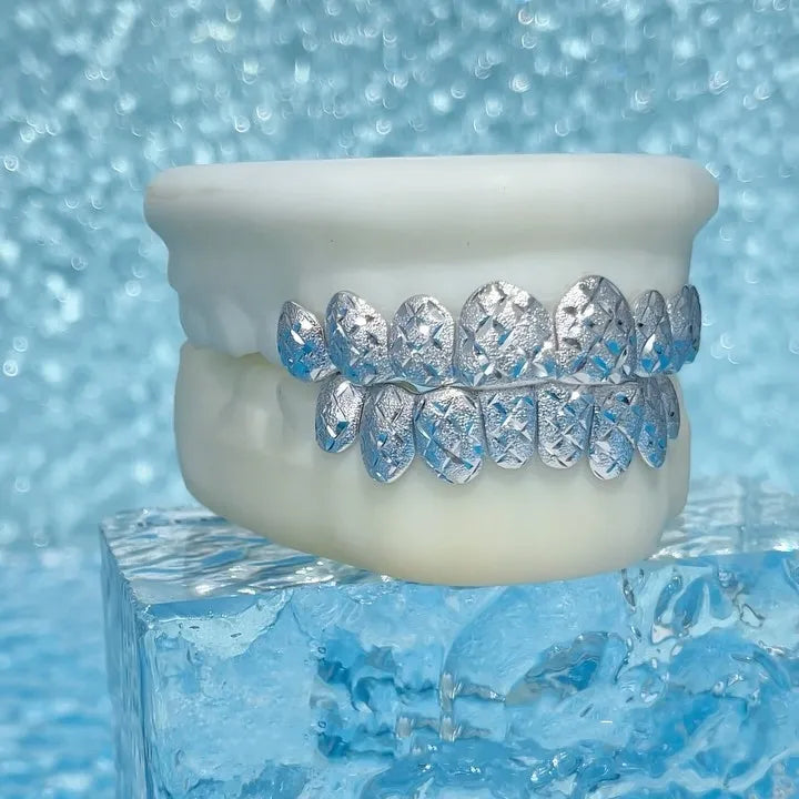 Hiphop Jewelry Custom Grillz 925 Sterling Silver VVS Grillz Dope Diamond Dust Iced Out Grillz
