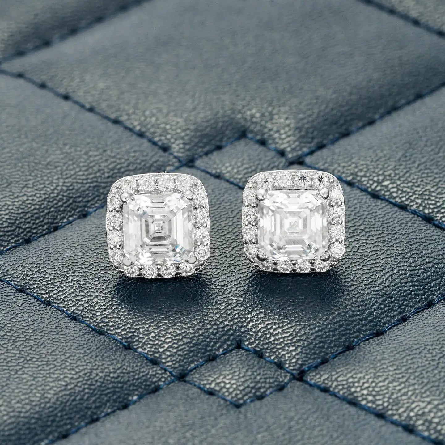 925 Sterling Sliver White Gold Hand Setting Iced Out Studs Vvs Moissanite Earring
