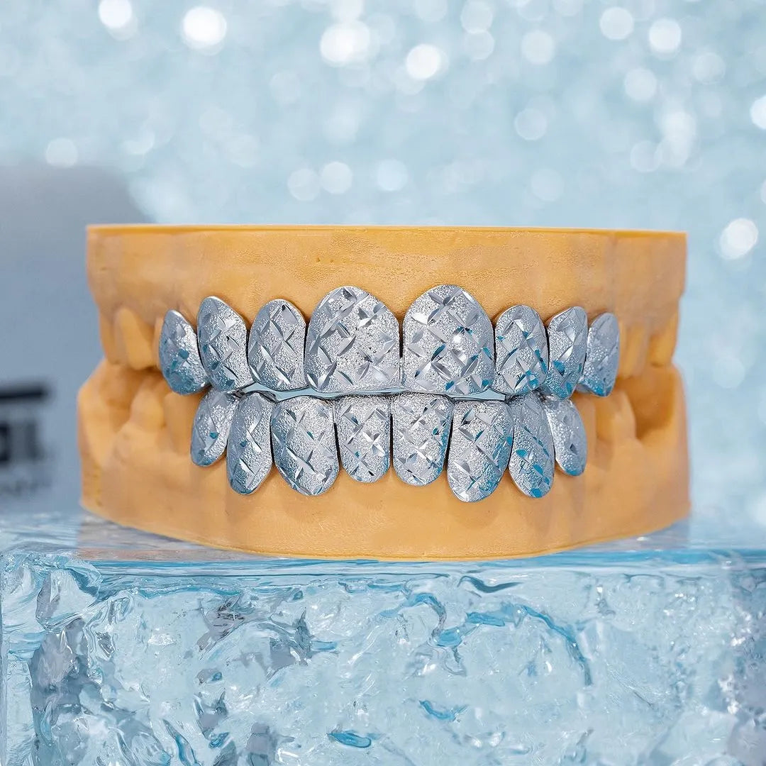 Hiphop Jewelry Custom Grillz 925 Sterling Silver VVS Grillz Dope Diamond Dust Iced Out Grillz