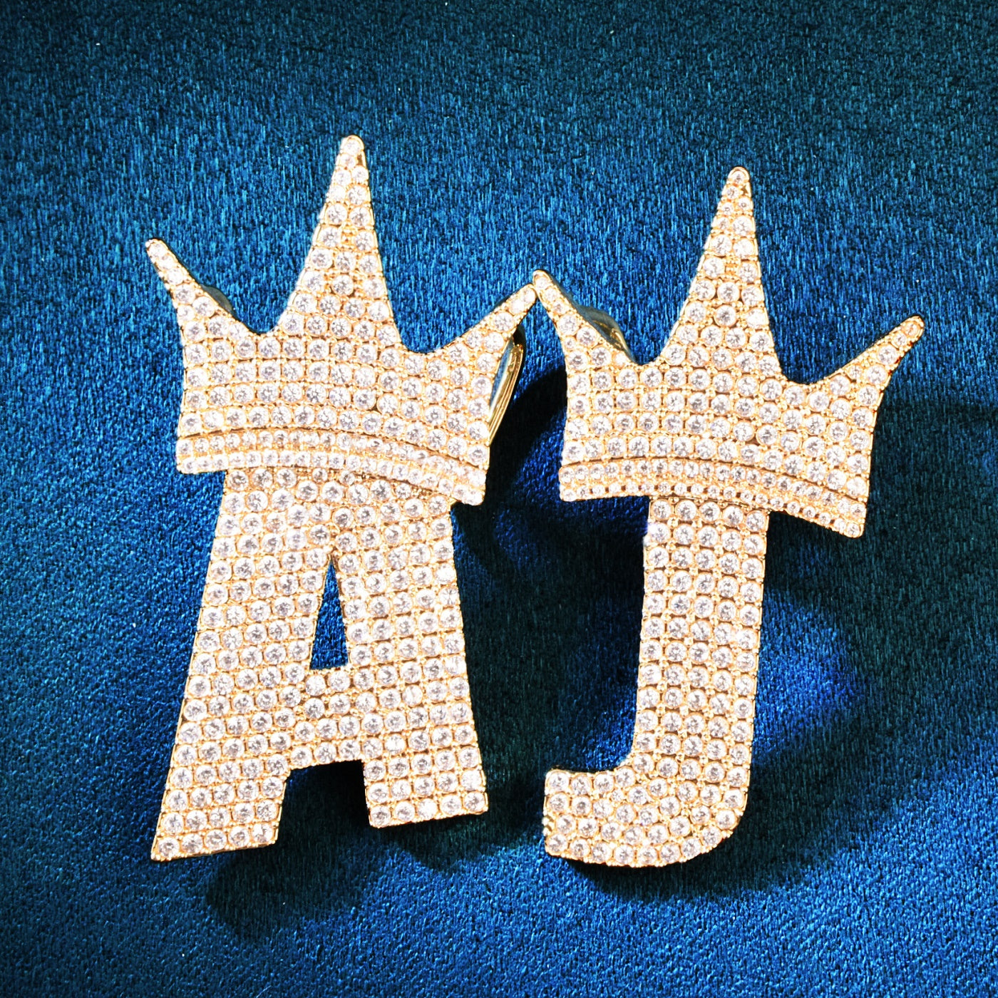A Z Crown Bail Letter Pendant Necklace