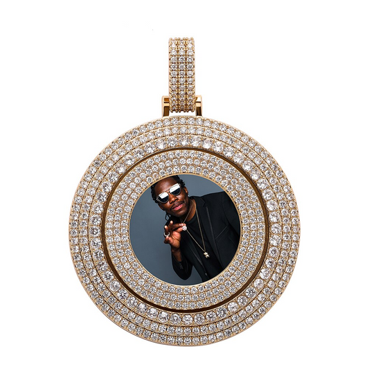 Rotating Pendant Necklace