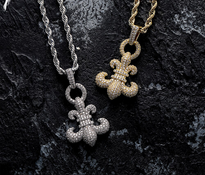 FLEUR DE LIS Necklace