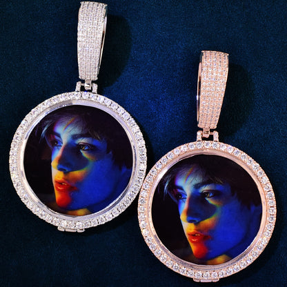 Round Photo With Big Clasp Necklace