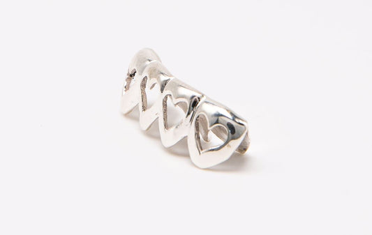 The Hopeless Romantic - Sterling Silver 4 Teeth Heart Cutout