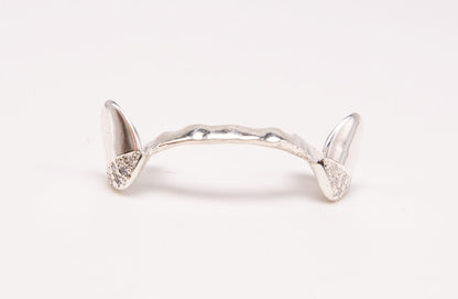 The Thirsty Vampire - Sterling Silver Diamond Tips 2 Teeth