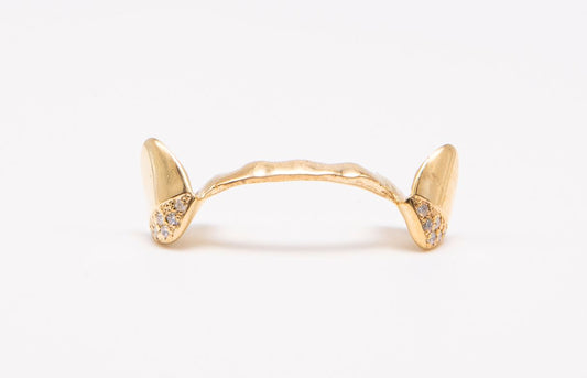 The Thirsty Vampire - Yellow Gold Diamond Tips 2 Teeth