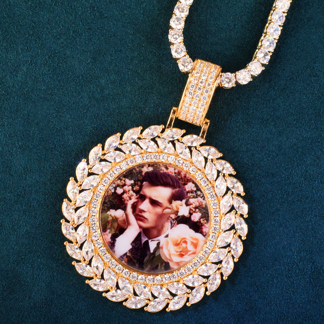 Round Medallions Photo Necklace